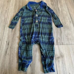 Posh Peanut Baby Plaid One-Piece Romper in Navy and Green Sz 12-18 months